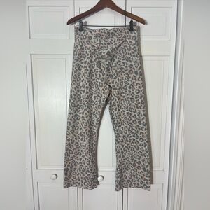 Women’s Victoria Secret Pink V Crossover Leopard Print Leggings XL